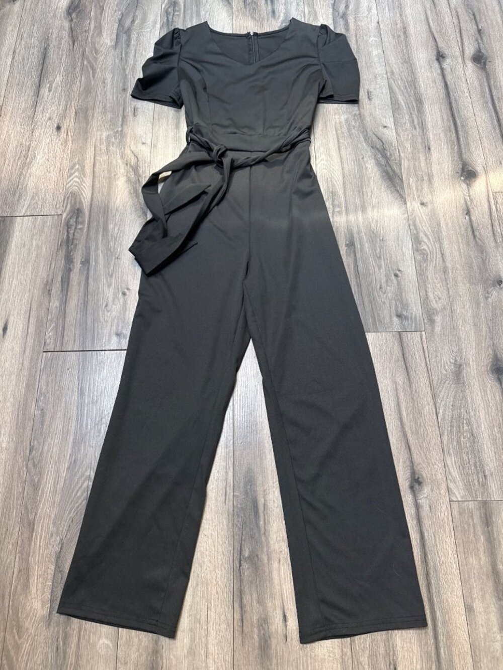 Black Short-Sleeve Belted Wide-Leg Jumpsuit Small Stretch Fabric Back Zip Closur